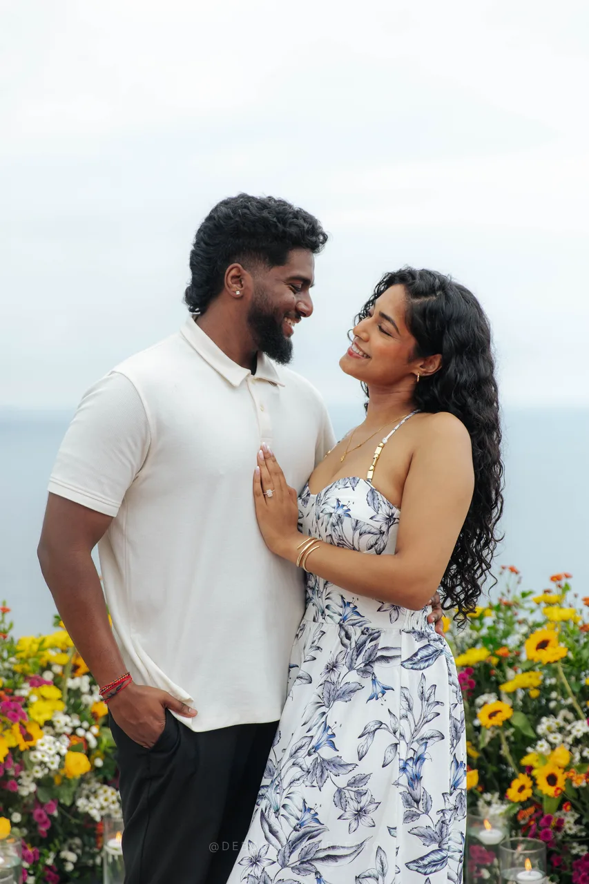 Devshanth y Thanujaah juntos después del pedido en Río de Janeiro