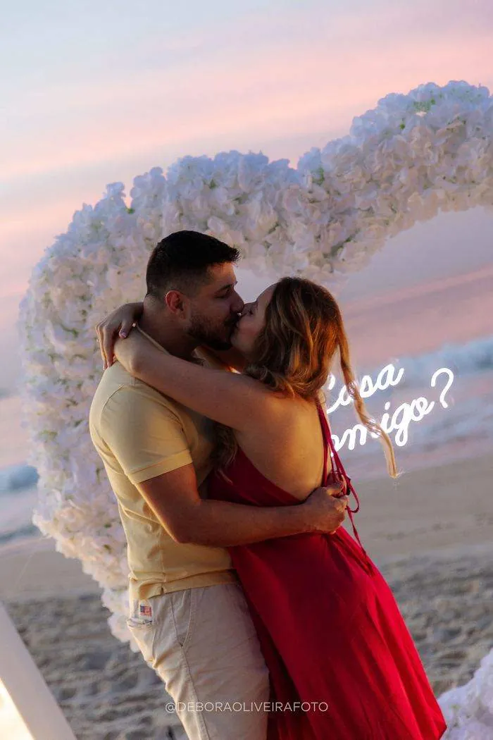 Sunrise Beach Marriage Proposal in Rio de Janeiro: Guilherme and Gabriele – photo 11