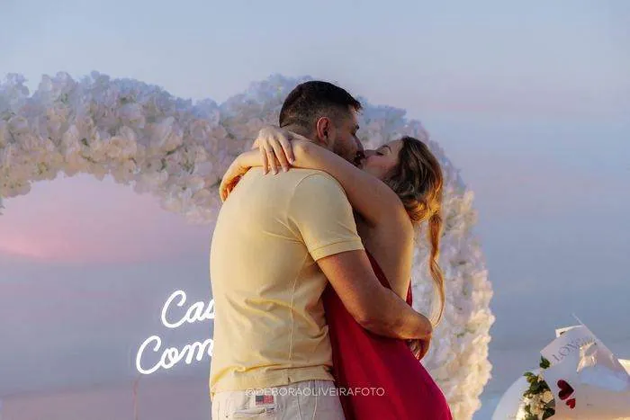 Sunrise Beach Marriage Proposal in Rio de Janeiro: Guilherme and Gabriele – photo 14