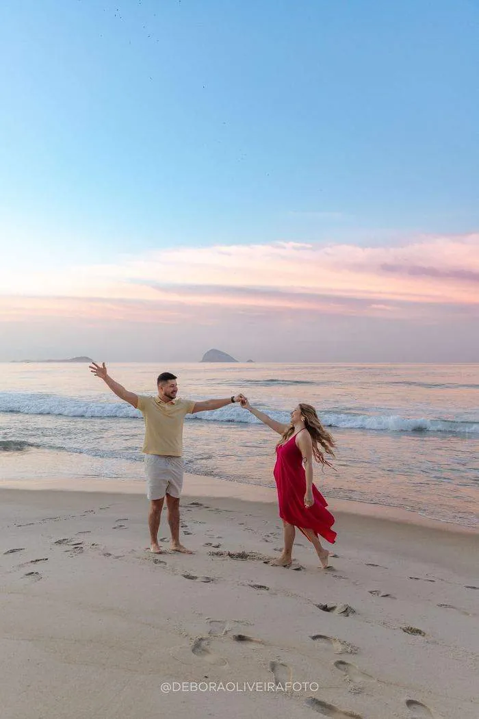 Sunrise Beach Marriage Proposal in Rio de Janeiro: Guilherme and Gabriele – photo 25