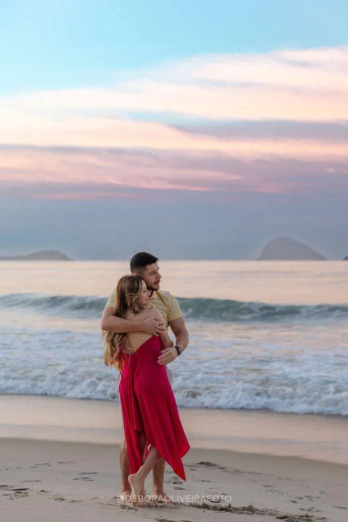 Sunrise Beach Marriage Proposal in Rio de Janeiro: Guilherme and Gabriele – photo 26
