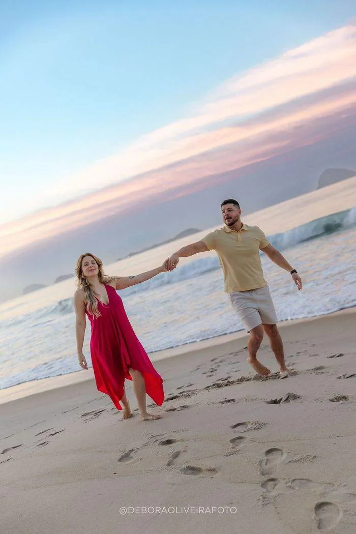 Sunrise Beach Marriage Proposal in Rio de Janeiro: Guilherme and Gabriele – photo 27