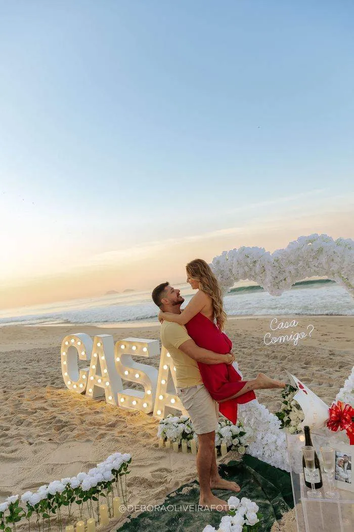 Sunrise Beach Marriage Proposal in Rio de Janeiro: Guilherme and Gabriele – photo 44