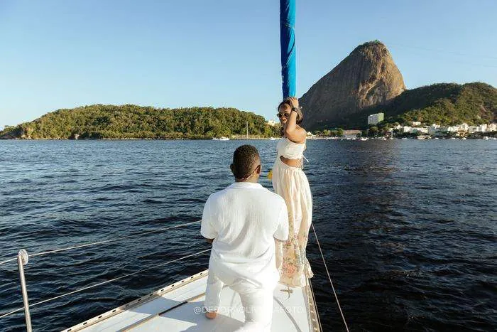Sunset Sailboat Marriage Proposal in Rio de Janeiro: Jay & Blondine – foto 4