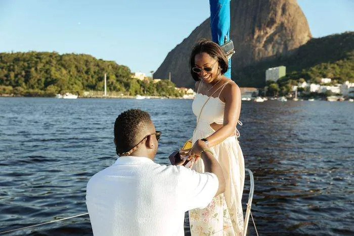 Sunset Sailboat Marriage Proposal in Rio de Janeiro: Jay & Blondine – foto 6