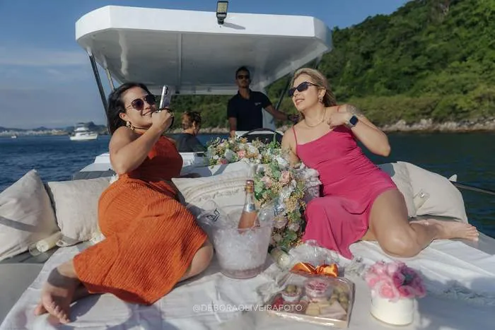 Private Speedboat Marriage Proposal in Rio de Janeiro: Melissa & Irani – photo 2